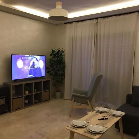 Superbe Appartement Uniquement Pour Les Familles Marrakesh Bagian luar foto
