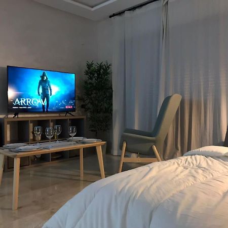 Superbe Appartement Uniquement Pour Les Familles Marrakesh Bagian luar foto