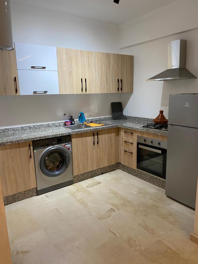 Superbe Appartement Uniquement Pour Les Familles Marrakesh Bagian luar foto